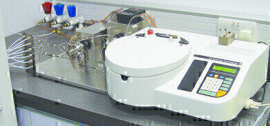 渗透突破分析器