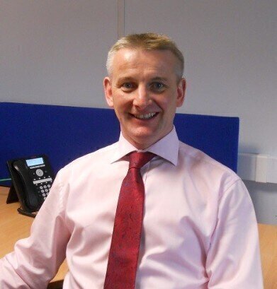 切尔韦尔增加了爱尔兰的支持