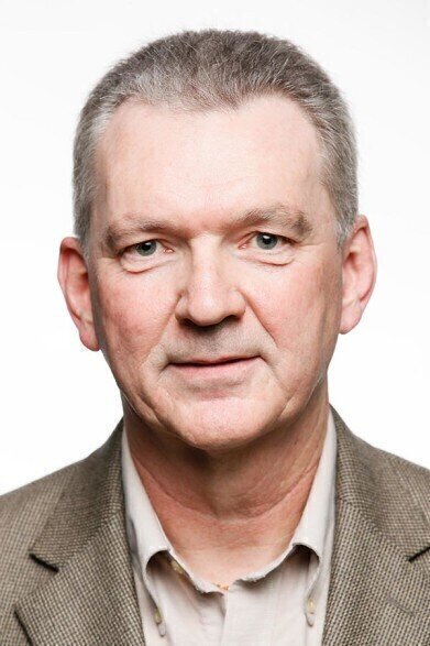 收购建立在额外的市场领域