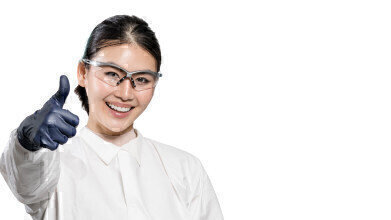 新型丁腈手套提供舒适而不妥协