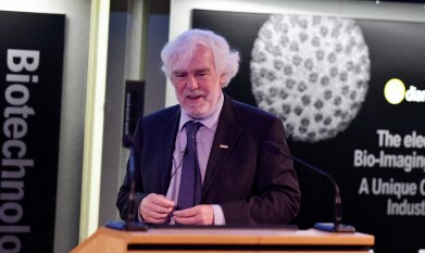牛津大学的新合作将加速英国应对大流行威胁的能力，基于结构的药物发现和疫苗设计