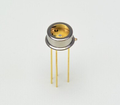 新型超小型、低成本、高灵敏度、快速响应的内置前置放大器探测器